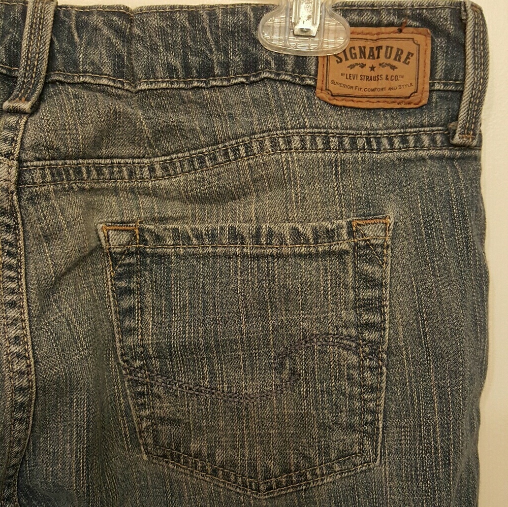 Levi Signature Jeans - Picture 3 of 4